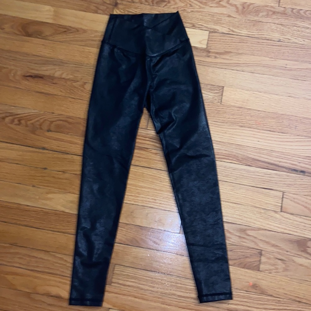 aerie black pleather leggings